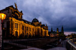 ...Brühlsche Terrassen und Festung Dresden...