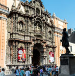 ....eine Kirche ist prächtiger als die andere.....