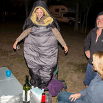 ...Frizzi in ihrem Michelin-Anzug...