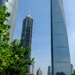 ....rechts das "Shanghai World Financial Center 492 m hoch....