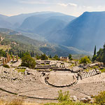 ...das Theater - die Zuschauer hatten einen Traumblick; als Entschädigung falls das Stück schlecht war...