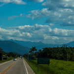 ...zwischen Küste und Hinterland sind tolle Bergformationen...