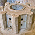 ...ein Modell der damaligen Burg...