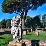 Unglaubliche Feinarbeiten in Marmor - man bedenke alles von Hand vor 2000 Jahren...