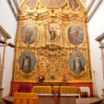 ..... vergoldeter Altar des 1786 fertig gestellten Gotteshauses.....