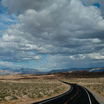 Am selben Tag Sonnenschein u 20°C am Lake Mead