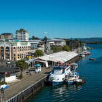 Uferpromenade mit Fischmarkt...