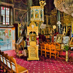 ...die orthodoxen Kirchen sind derart bemalt und verziert - dass Kitsch schon wieder schön ist...