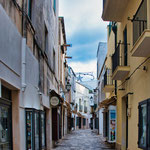 ...die engen Gässchen sind sicherlich im heißen Sommer noch viel schöner...