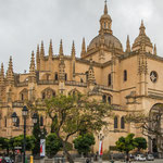 ...zeigt aber auch die masslose Protzsucht der damaligen spanisch-katholischen Kirche...