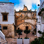 ...und ganz viele überdachte Fussgänger-Brücken zwischen den Häusern