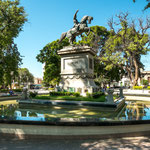 ...es gibt einen großen und schönen Stadtpark...