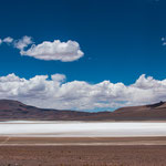 ...immer wieder Salzseen...