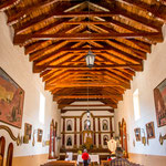 ...hier von innen - mit toller Kaktusholz-Decke...