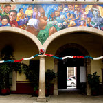 Innenhöfe - tolle Wandmalereien....