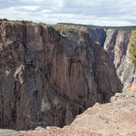 Man steht ganz plötzlich und ohne Vorwarnung vor diesem Abgrund....