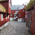 ...das Regierungsviertel - auch einfache Holzhäuser...