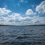 Die Laguna vor dem Lamanai Tempel - eine wichtige Wasserresource der Mayas