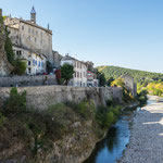 ...dieser Fluss "Ouvèze" hat 35 Todesopfer gefordert und Millionenschäden angerichtet (1992)...