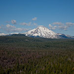 ....und über allem thront der Mt. Lassen!!