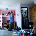 Das 1:1 - Theresa jubelt und Rudi verdrückt sich