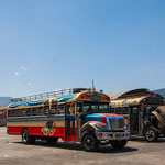 ....unser Platz bei den bunten Überlandbussen