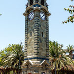 Dieser Nachbau der "Big Ben" wurde englischen Einwanderern gestifftet...