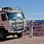 Dahinter geht es 150 m senkrecht nach unten