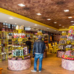 ...einer von den vielen Schokoladenläden...