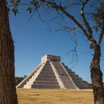 ....diese tolle Pyramide stellt unter anderem den Mayakalender dar.....