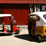 Indisch - mexikanisches Engineering: Rikscha mit VW-Käfer Dach