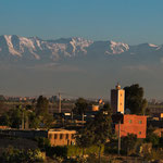 ...und das ist der Blick von der Dachterrasse auf den Hohen Atlas...