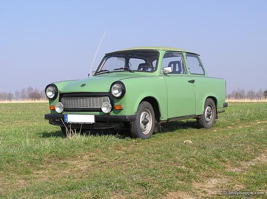Trabant von rechts vorn